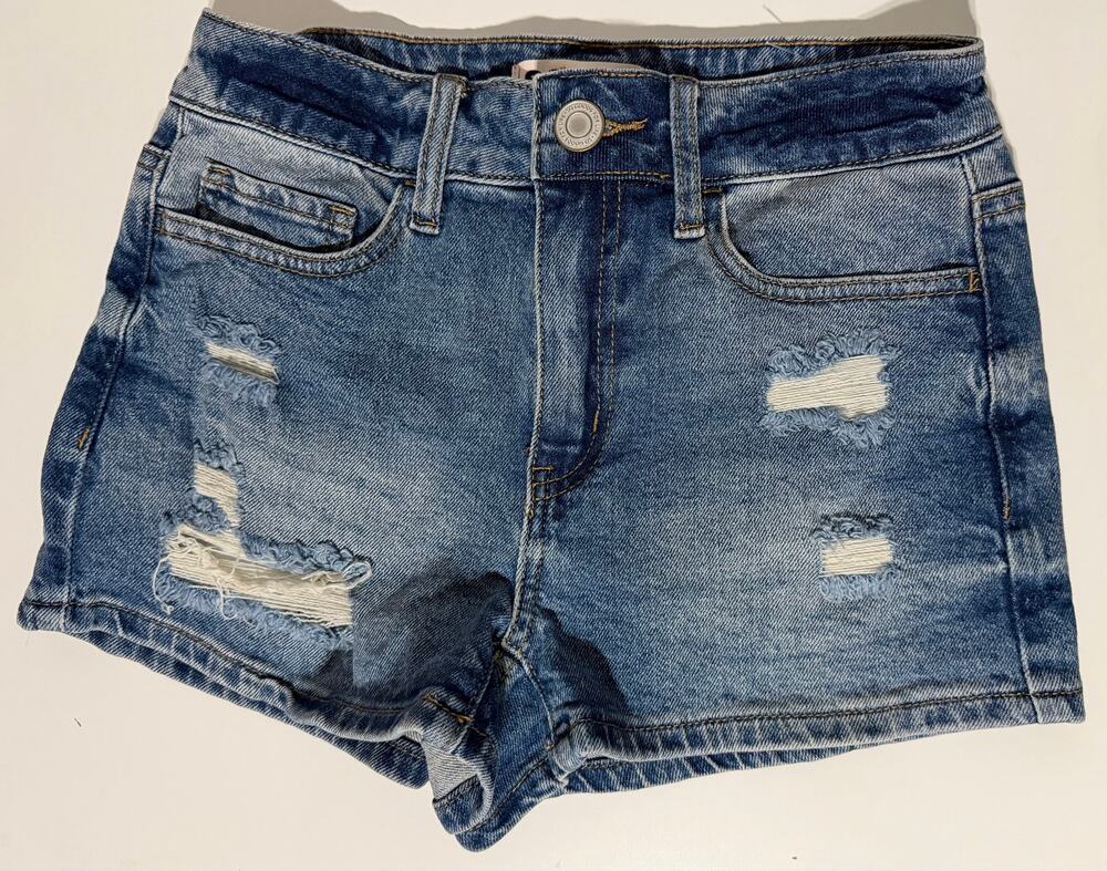 SO Women’s High Rise Shortie Denim Shorts Size 3 26W Distressed Ripped Blue